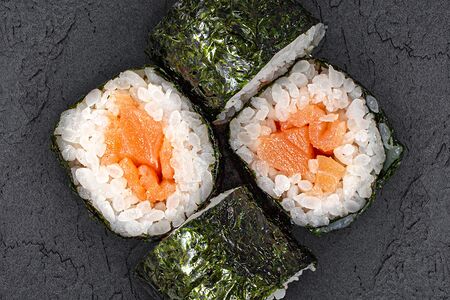 Ролл Лосось