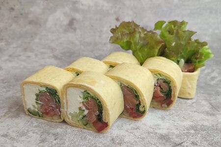 Ролл Тортилья с копченой кетой