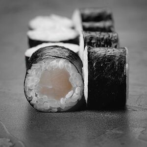 Ролл с масляной рыбой