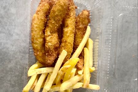 Классические стрипсы с картошкой фри