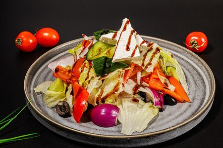 Салат греческий