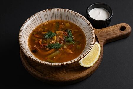 Солянка мясная сборная