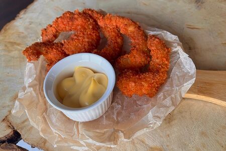 Попкорн из креветок с соусом