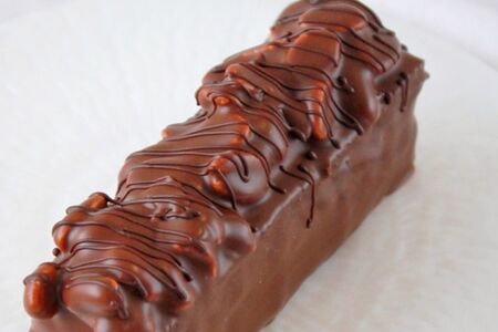 Пирожное Сникерс