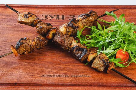 Шашлык из мраморного мяса 