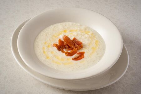 Каша рисовая с курагой