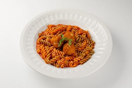 Фузилли с аранчини из курицы и сыра