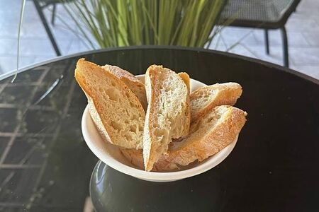 Хлебная корзина из тостов