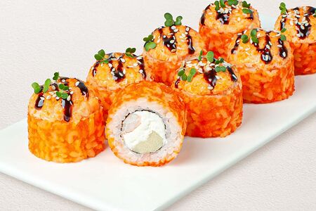 Шеф-ролл с лососем и креветкой