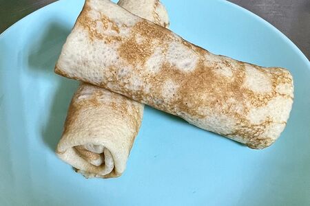 Блинчик с сыром и ветчиной