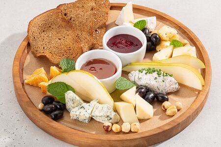 Сырная тарелка