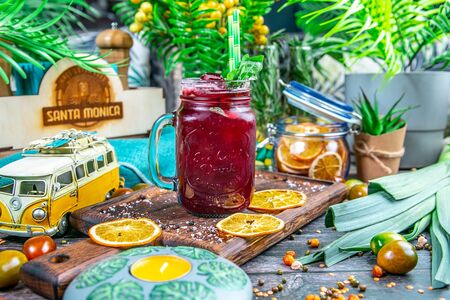 Лимонад Смородина-базилик