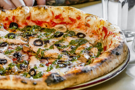 Пицца Поло Песто