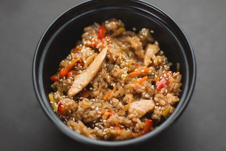 Вок Рис с курицей