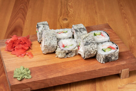 Ролл горячий с креветкой