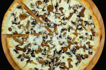 Пицца Грибная