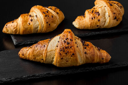 Круассан с шоколадом