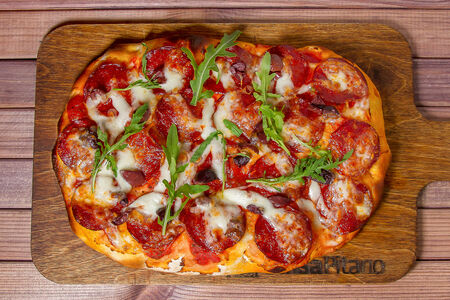 Пицца Пепперони с рукколой