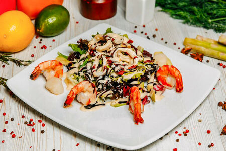 Теплый салат Маре Кальдо