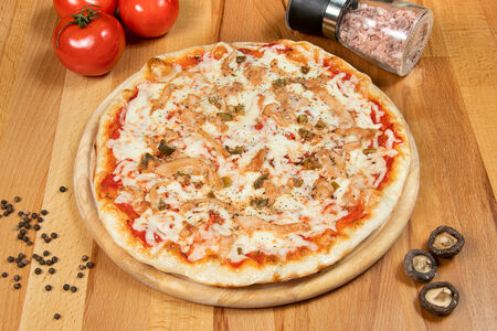 Пицца с курицей