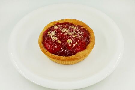 Киш с клубникой и бананом