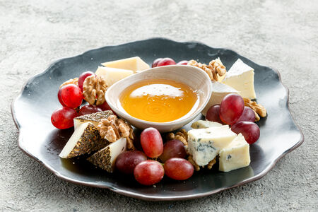 Сырная тарелка