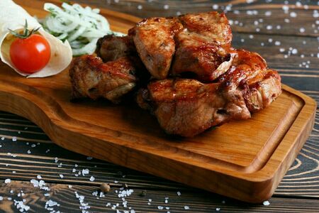 Шашлык из cвинoй шеи