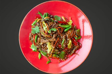 С говядиной