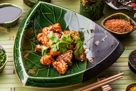 Хрустящий цыпленок с имбирем и карри