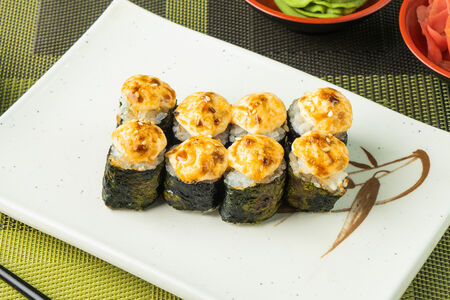 Запеченные мини-роллы