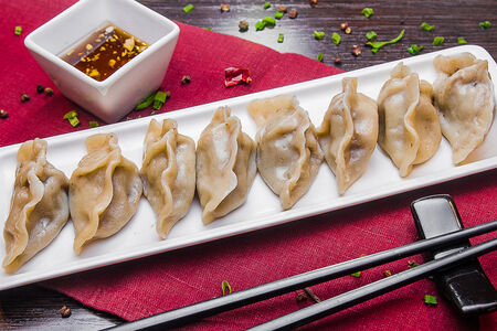 Пельмени с говядиной и луком