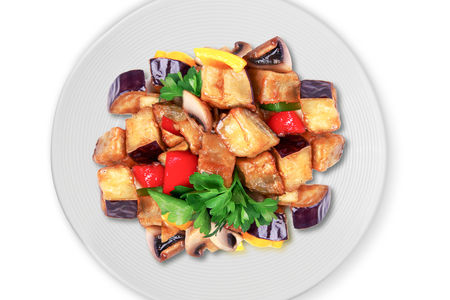 Баклажаны жареные с грибами и перцем в соусе Терияки