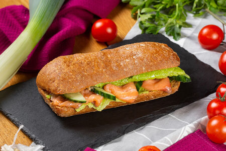 Сэндвич с лососем