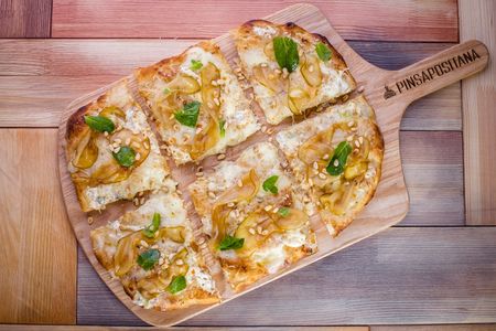 Груша-горгонзола