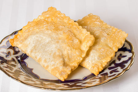 Чебуреки с телятиной