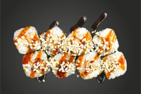 Ролл с угрём