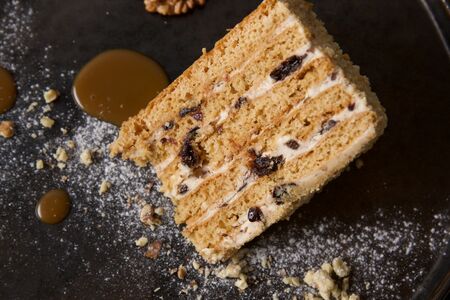 Каштановый медовик