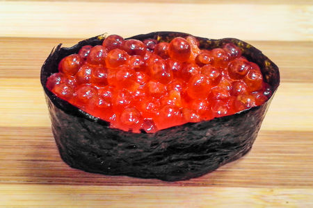 Гункан Икура