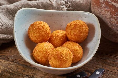 Сырные шарики 