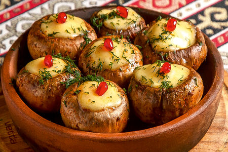 Шампиньоны запеченные