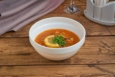 Солянка мясная