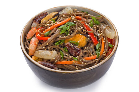 Соба с морепродуктами