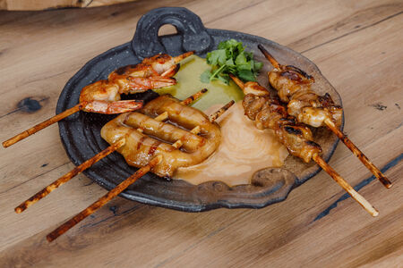 Кушияки из креветки с соусом Васаби