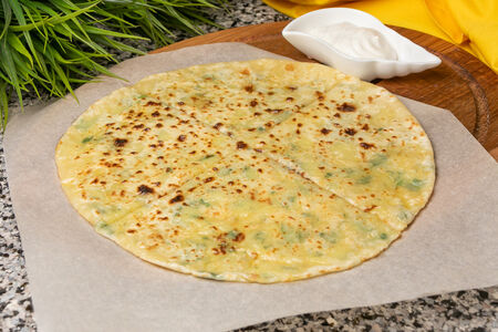 Хычин с картофелем и зеленью