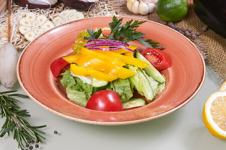 Салат из свежих овощей