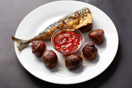 Скумбрия жареная и кла кло
