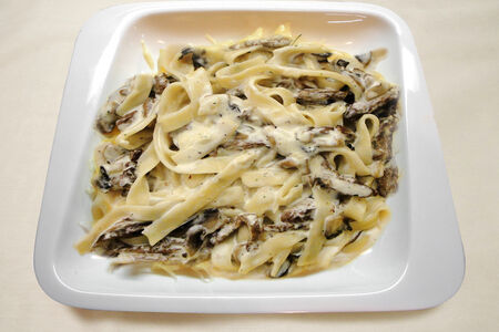 Спагетти с грибами