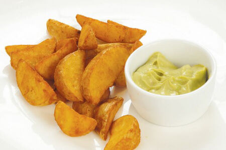 Картофельные дольки в специях