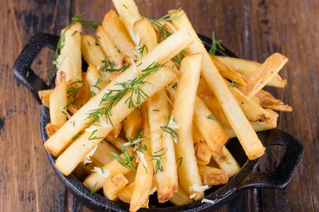 Картофель фри чесночный