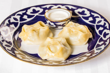 Манты с бараниной